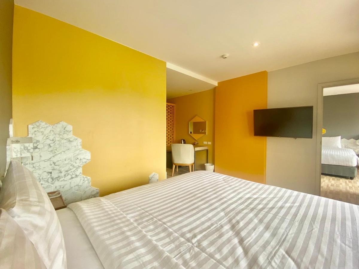Beehive Boutique Hotel Phuket Eksteriør billede