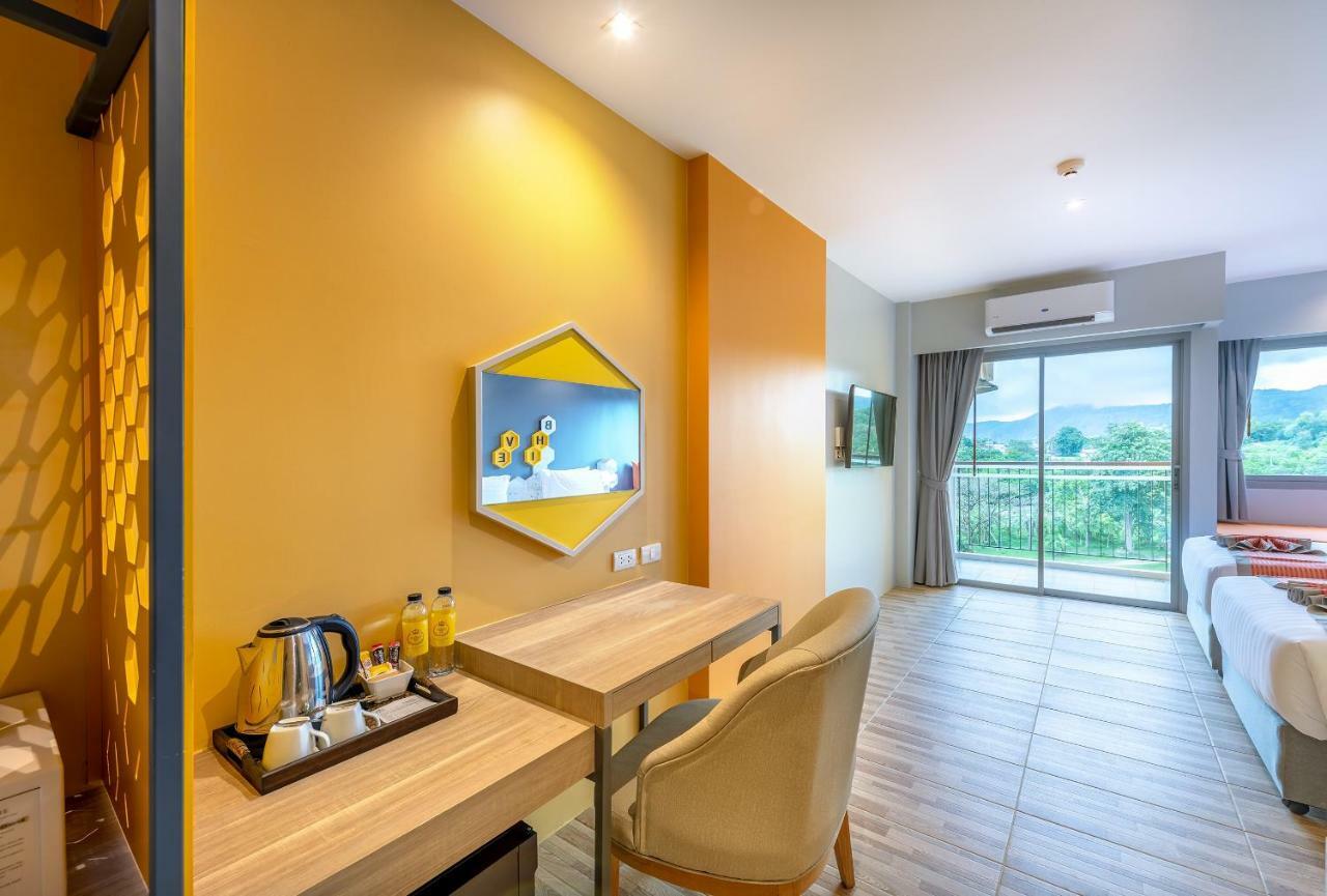 Beehive Boutique Hotel Phuket Eksteriør billede